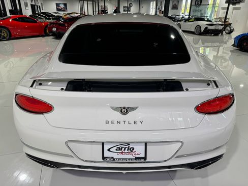 Used 2020 Bentley Continental GT image 6