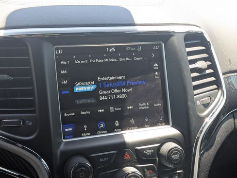 Used 2018 Jeep Grand Cherokee SRT AWD/4WD image 22