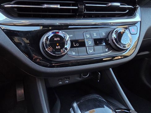 New 2026 Buick Envista Sport Touring w/ Convenience I Package FWD image 18
