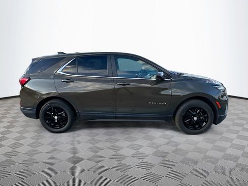 Used 2023 Chevrolet Equinox LT image 4