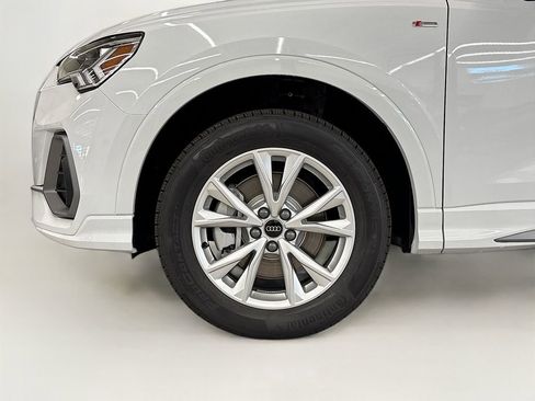 Used 2025 Audi Q3 2.0T Premium Plus image 24
