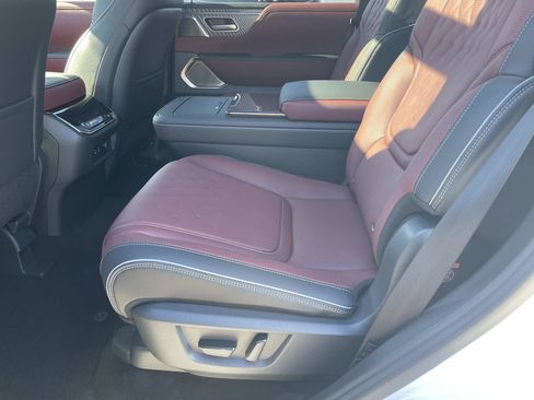 New 2026 INFINITI QX80 Autograph w/ Premium Cargo Package AWD/4WD image 7