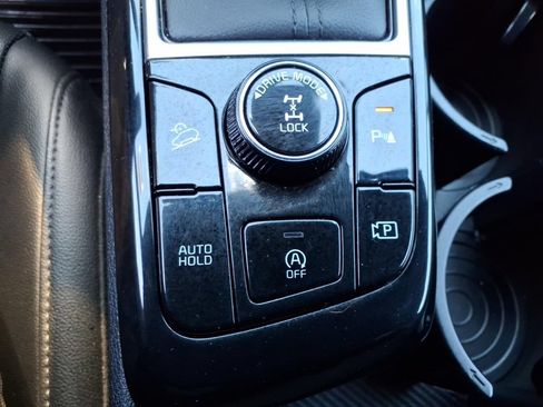 Certified 2025 Kia Sportage X-Line AWD/4WD image 23
