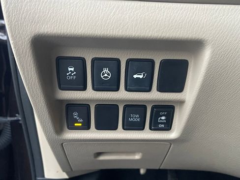 Used 2019 Nissan Pathfinder Platinum image 22