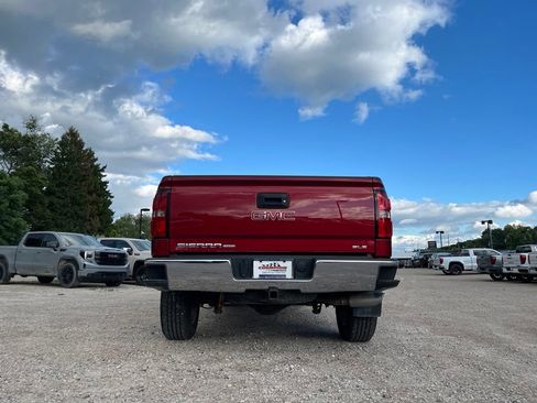 Used 2019 GMC Sierra 1500 SLE w/ SLE Value Package AWD/4WD image 7
