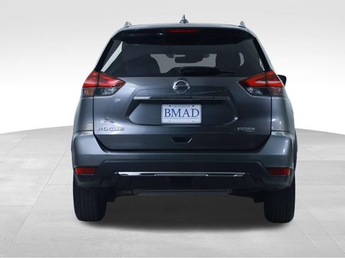Used 2020 Nissan Rogue S w/ Special Edition Package FWD image 11