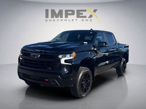 Used 2026 Chevrolet Silverado 1500 LT Trail Boss w/ Convenience Package II AWD/4WD image 1