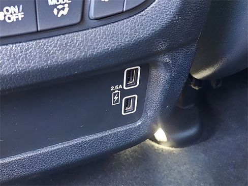 Certified 2022 Honda Pilot TrailSport image 22