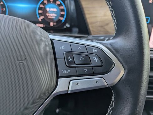 Used 2024 Volkswagen Atlas SE image 23