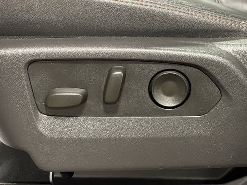 Used 2025 GMC Sierra 2500 AT4 w/ AT4 Premium Plus Package image 14