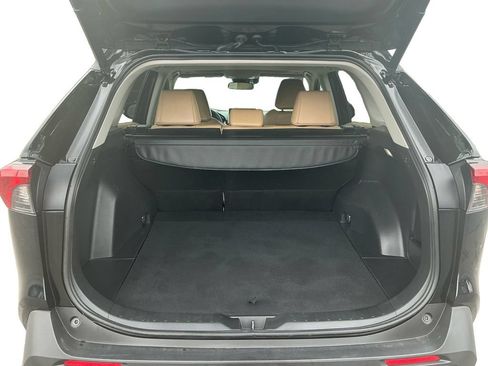 Used 2023 Toyota RAV4 XLE Premium AWD/4WD image 24