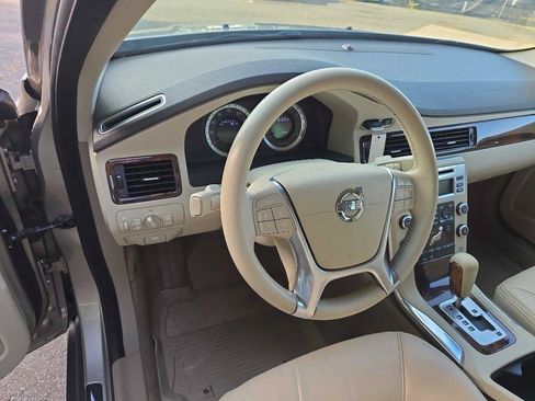 Used 2011 Volvo XC70 T6 AWD/4WD image 13