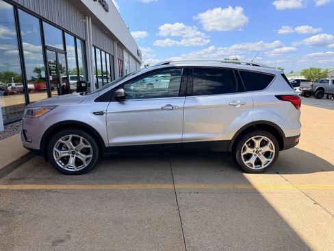 Used 2019 Ford Escape Titanium FWD image 7