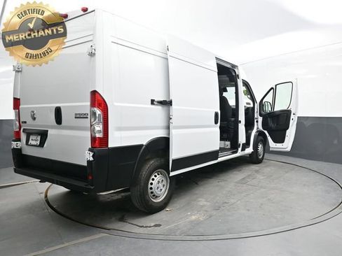 Used 2025 RAM ProMaster 2500 w/ Convenience Group FWD image 40