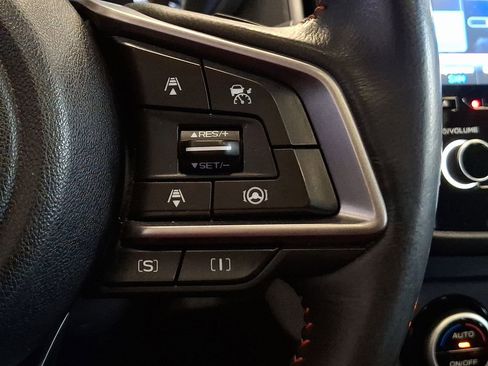 Certified 2021 Subaru Crosstrek 2.5i Limited w/ Moonroof Package 2 image 24