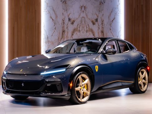 Used 2025 Ferrari Purosangue AWD/4WD image 1