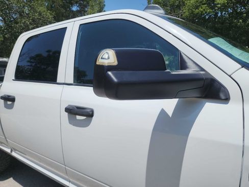 Used 2022 RAM 2500 Tradesman w/ Chrome Appearance Group AWD/4WD image 13