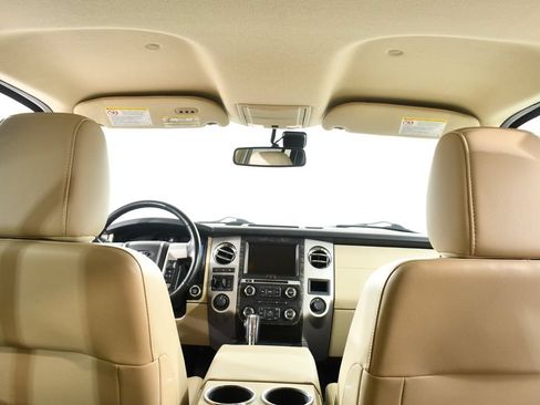 Used 2015 Ford Expedition Limited AWD/4WD image 17