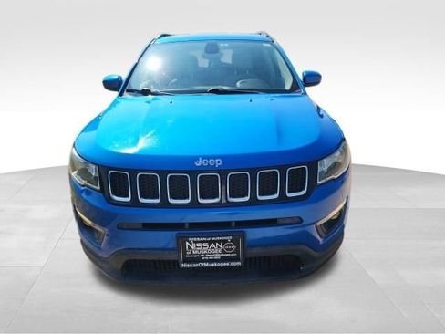 Used 2019 Jeep Compass Latitude w/ Safety & Security Group FWD image 8