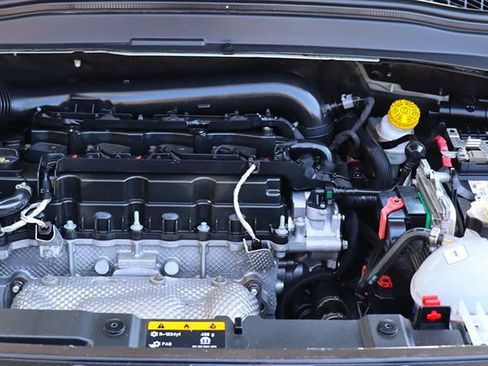 Used 2021 Jeep Renegade Latitude w/ Convenience Group FWD image 55