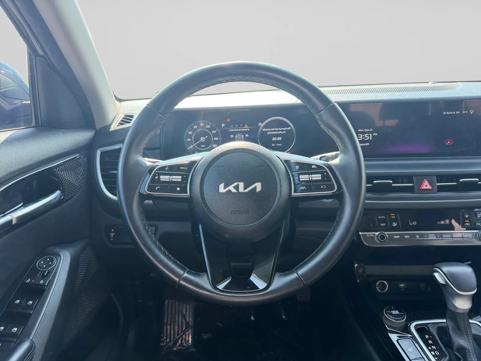 Used 2024 Kia Seltos EX FWD image 20