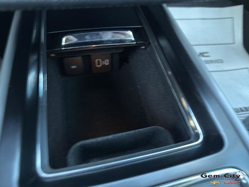 Used 2020 Lincoln Corsair Reserve w/ Equipment Group 201A image 25