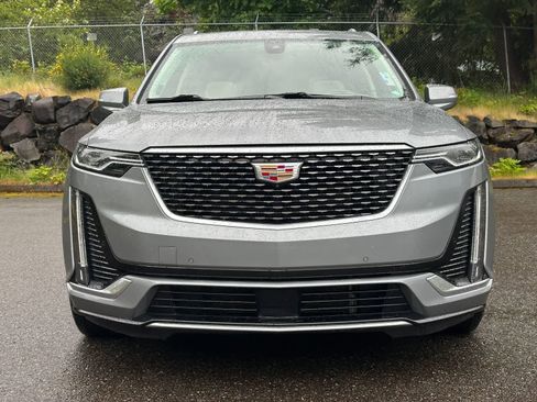 Used 2023 Cadillac XT6 Premium Luxury w/ Technology Package AWD/4WD image 5