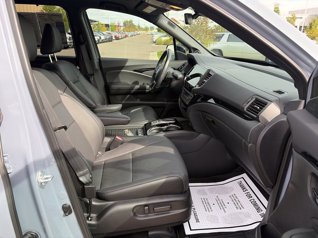 Used 2023 Honda Passport Elite image 12
