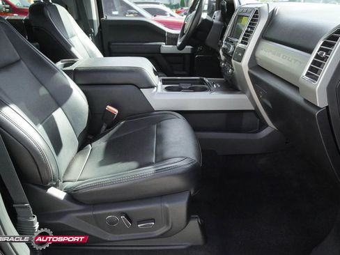 Used 2017 Ford F350 Lariat w/ Lariat Ultimate Package image 30