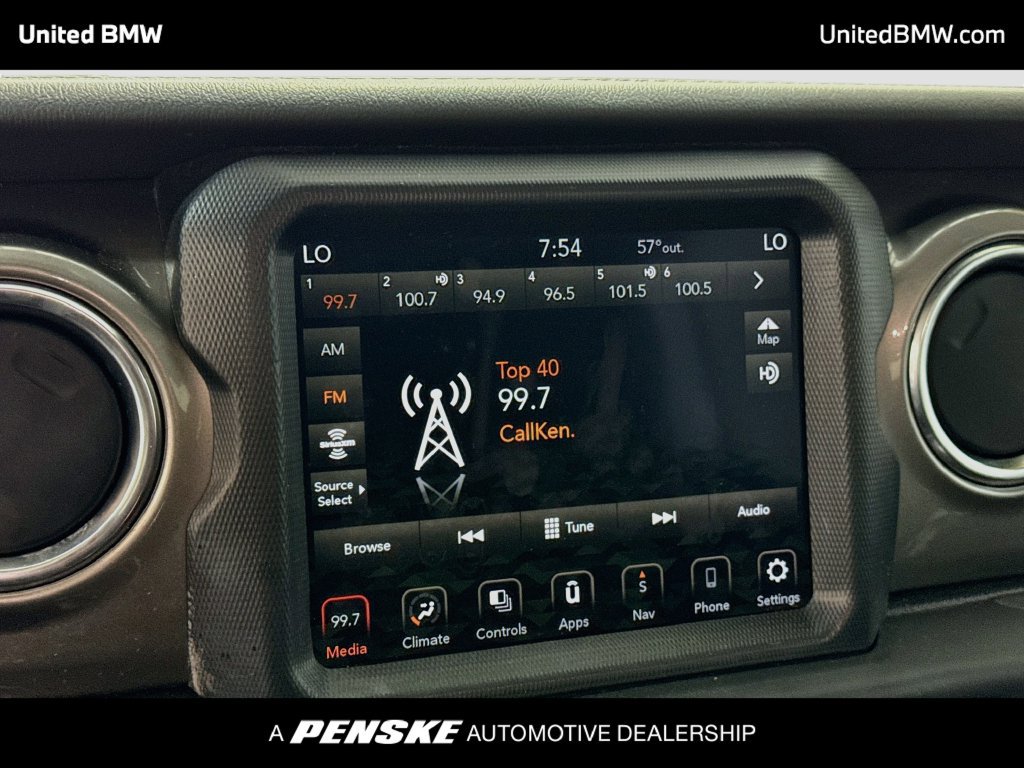 Used 2021 Jeep Wrangler Unlimited Sahara AWD/4WD image 15