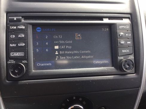 Used 2015 Nissan Versa w/ SL Tech Package FWD image 30