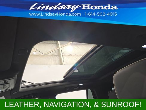Used 2023 GMC Yukon SLT AWD/4WD image 21