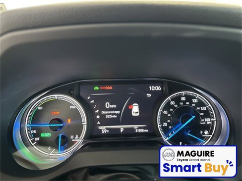 Used 2021 Toyota Venza Limited w/ Advanced Technology Package image 12