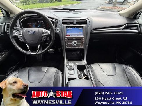 Used 2018 Ford Fusion Titanium AWD/4WD image 9