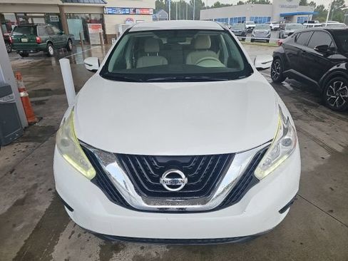 Used 2016 Nissan Murano S w/ Navigation Package FWD image 2