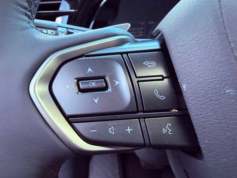 Used 2024 Lexus RX 350 Premium w/ Accessory Package (Z1) FWD image 19