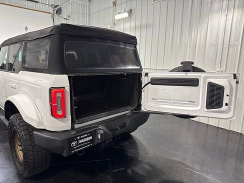 Used 2023 Ford Bronco Outer Banks AWD/4WD image 43