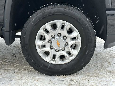 Certified 2024 Chevrolet Silverado 2500 LTZ w/ LTZ Convenience Package image 9