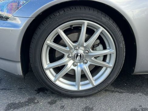 Used 2005 Honda S2000 image 10