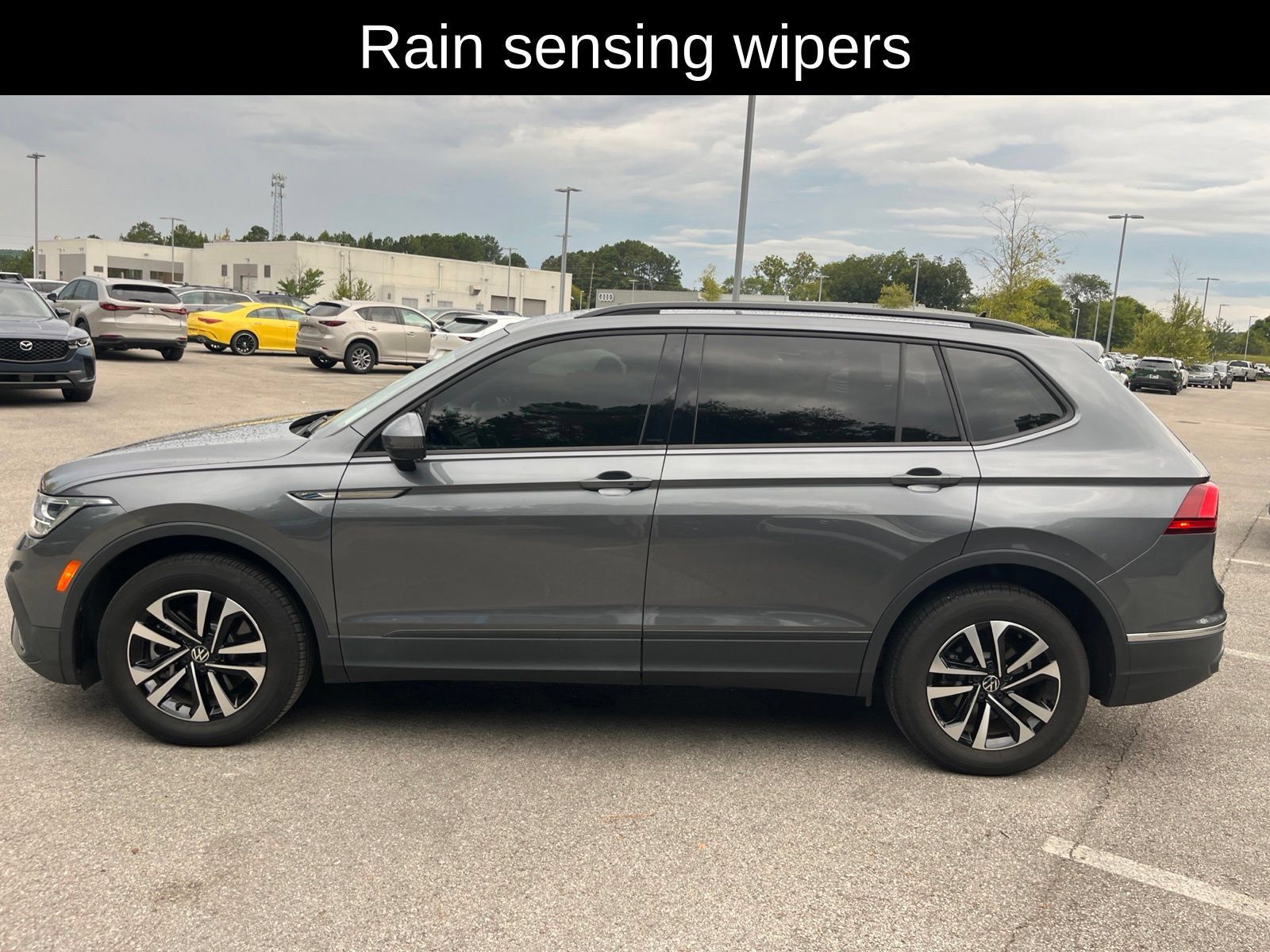 Used 2024 Volkswagen Tiguan S FWD image 7