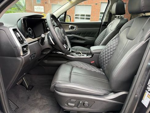 Used 2023 Kia Sorento SX Prestige AWD/4WD image 14
