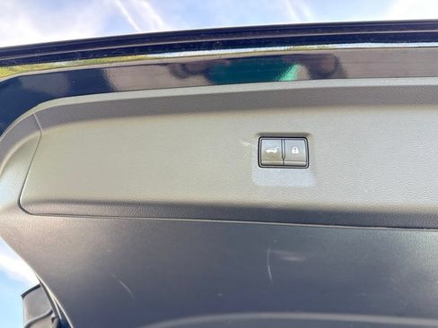 Used 2023 INFINITI QX60 Sensory w/ Cargo Package AWD/4WD image 24