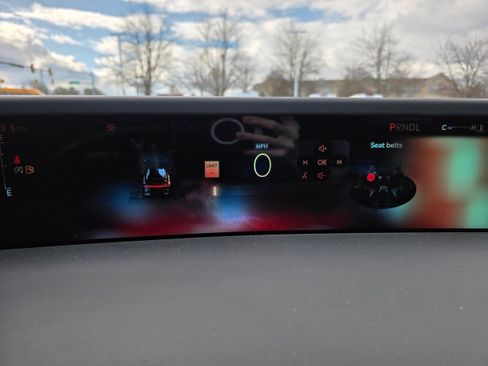 Used 2024 Lincoln Nautilus Reserve w/ Equipment Group 202A image 15