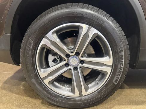 Used 2017 Mercedes-Benz GLC 300 4MATIC image 47