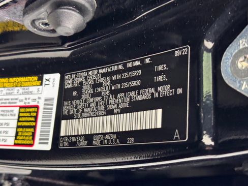 Used 2022 Toyota Highlander XSE image 46