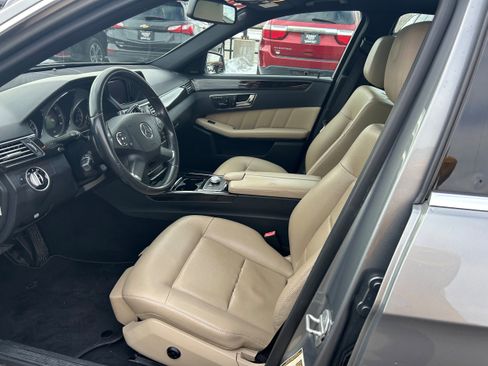 Used 2011 Mercedes-Benz E 350 Sedan image 7