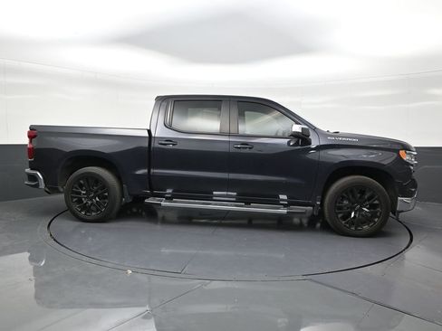 Used 2023 Chevrolet Silverado 1500 LT w/ Protection Package RWD image 6