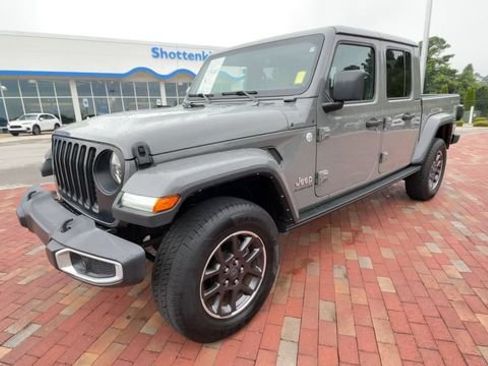 Used 2022 Jeep Gladiator Overland w/ Popular Equipment Package AWD/4WD image 5