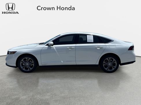 Used 2024 Honda Accord EX image 2