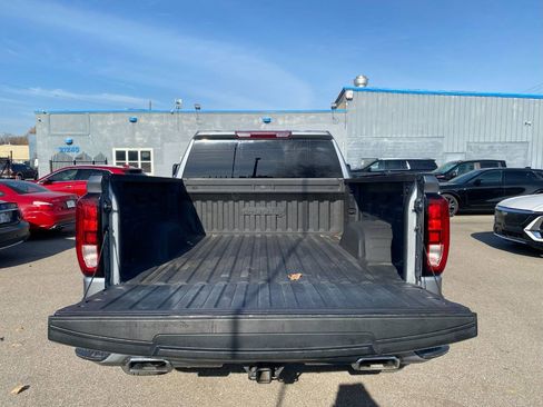 Used 2023 GMC Sierra 1500 Elevation w/ X31 Off-Road Package AWD/4WD image 7